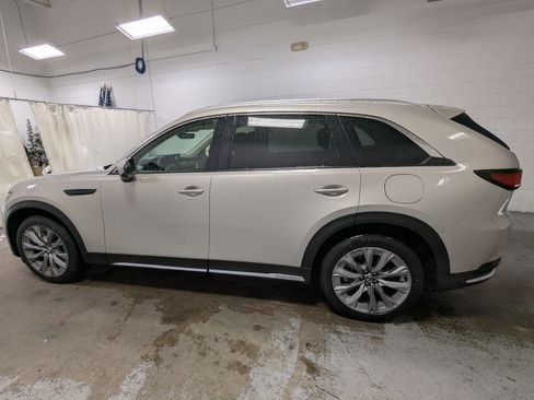 Used 2024 MAZDA CX-90 3.3 Turbo w/ Premium Package AWD/4WD image 10