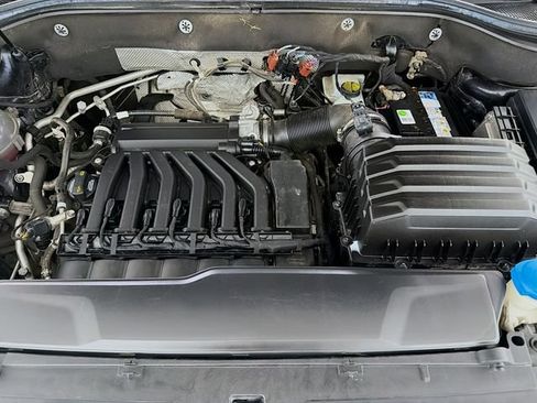 Used 2019 Volkswagen Atlas SE FWD image 32