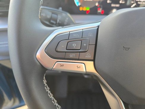 New 2026 Volkswagen Tiguan SE AWD/4WD image 30