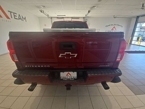 Used 2018 Chevrolet Silverado 1500 LTZ Z71 w/ LTZ Plus Package AWD/4WD image 6