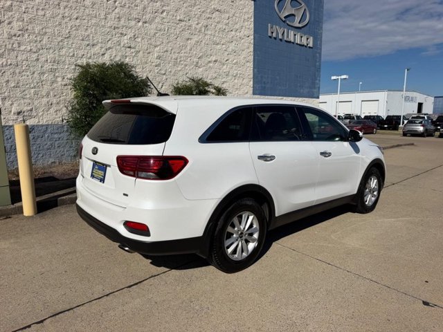 Used 2020 Kia Sorento LX FWD image 3