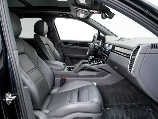 Certified 2020 Porsche Cayenne AWD/4WD image 26
