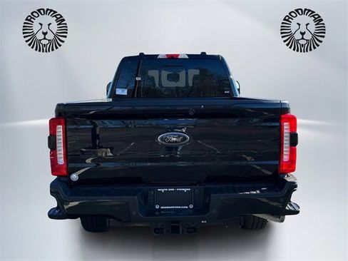 New 2026 Ford F250 Lariat w/ Black Appearance Package image 6
