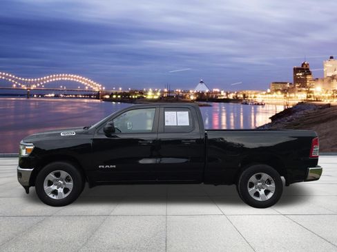 Used 2023 RAM 1500 Big Horn RWD image 2