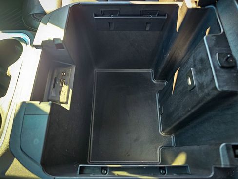 Used 2020 Chevrolet Silverado 1500 LT Trail Boss image 27