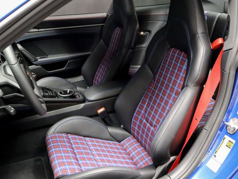 Certified 2026 Porsche 911 Carrera T RWD image 22