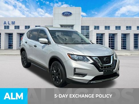 Used 2017 Nissan Rogue S AWD/4WD image 4