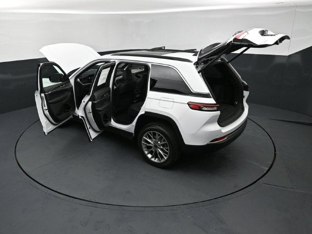 New 2027 Jeep Grand Cherokee Limited AWD/4WD image 28