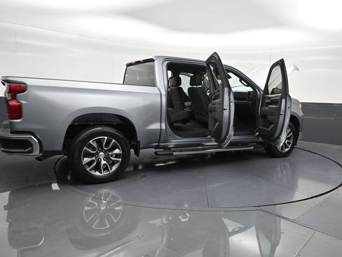 Used 2025 Chevrolet Silverado 1500 LT RWD image 31
