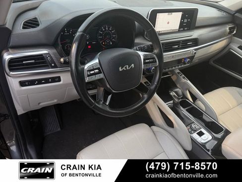 Certified 2022 Kia Telluride SX w/ Nightfall Edition Package AWD/4WD image 10