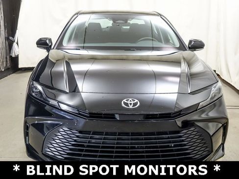 Certified 2025 Toyota Camry LE image 3