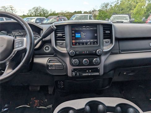 Used 2021 RAM 2500 Big Horn w/ Level 1 Equipment Group AWD/4WD image 18