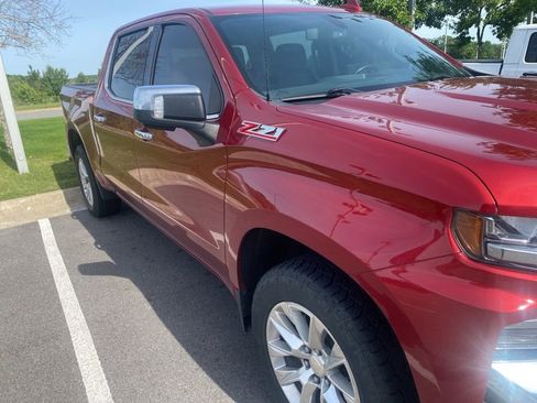 Used 2021 Chevrolet Silverado 1500 LTZ AWD/4WD image 5