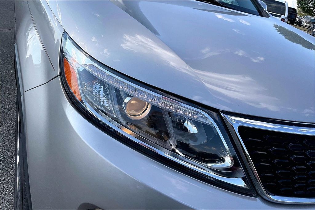 Used 2014 Kia Sorento EX w/ EX V6 Touring Package FWD image 24
