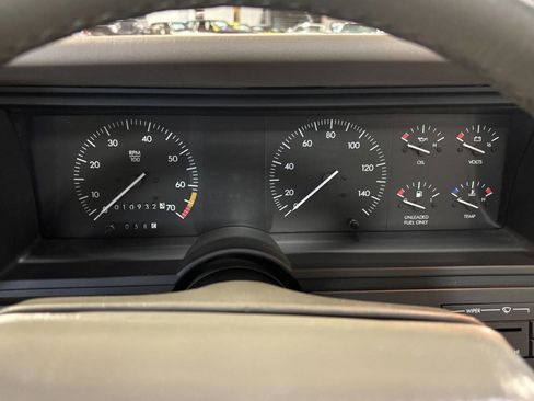 Used 1993 Cadillac Allante FWD image 40