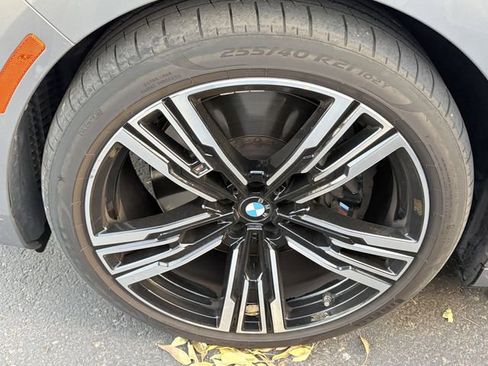 Used 2023 BMW 740i RWD image 4