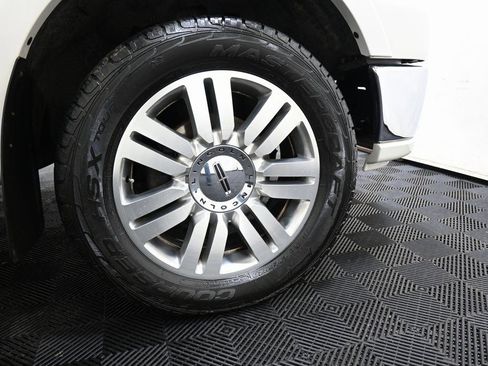 Used 2006 Lincoln Mark LT 4x4 image 32