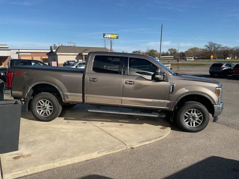 Used 2019 Ford F250 Lariat w/ Lariat Value Package image 6