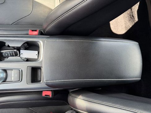 Used 2017 Ford Fusion Titanium FWD image 29