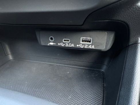 Certified 2024 Subaru Crosstrek 2.0i Premium image 18