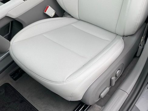 New 2025 Hyundai Ioniq 6 SEL image 25