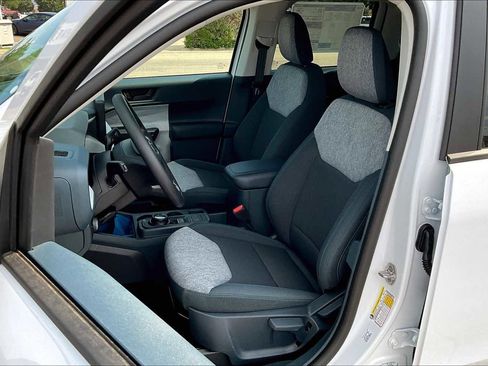 New 2025 Ford Maverick XLT w/ Equipment Group 302A image 9