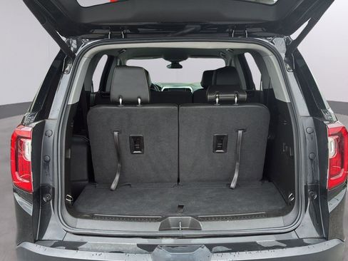 Used 2023 GMC Acadia SLT AWD/4WD image 19