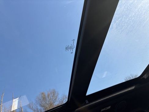 Certified 2025 Ford Explorer ST image 18