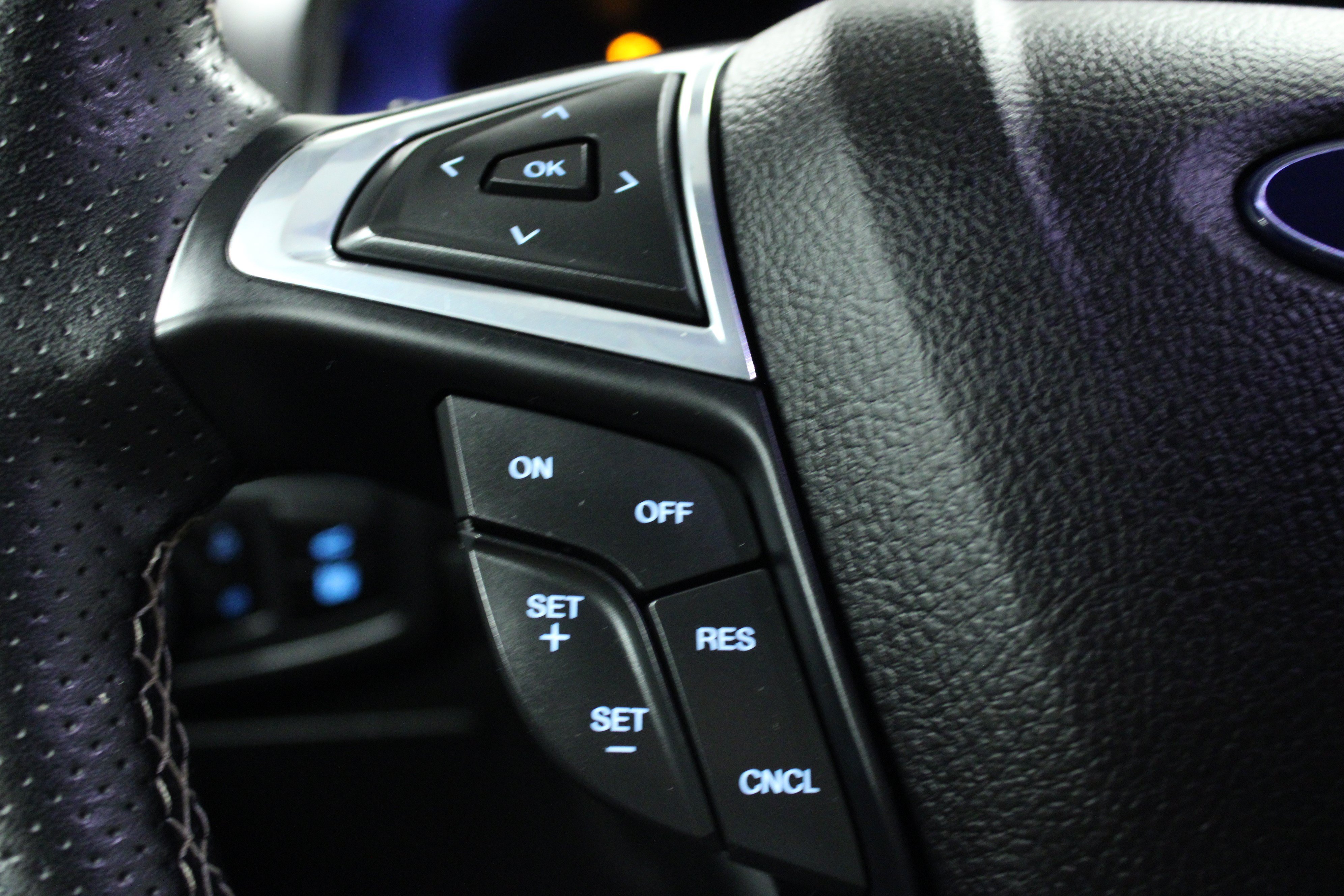 Used 2023 Ford Edge ST AWD/4WD image 20