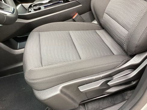 New 2026 Chevrolet Equinox LT FWD image 10