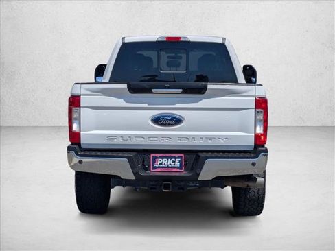 Used 2019 Ford F250 Lariat w/ Lariat Value Package AWD/4WD image 6