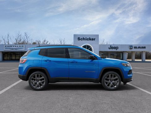New 2026 Jeep Compass Latitude image 47
