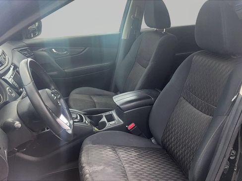 Used 2018 Nissan Rogue SV AWD/4WD image 22