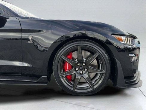 Used 2021 Ford Mustang Shelby GT500 w/ Carbon Fiber Track Pack RWD image 55