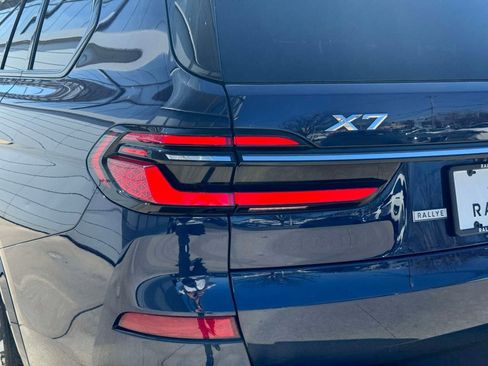 Certified 2024 BMW X7 xDrive40i w/ M Sport Package AWD/4WD image 10