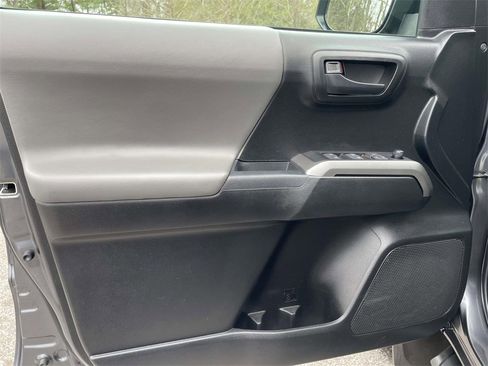 Used 2021 Toyota Tacoma SR5 image 16