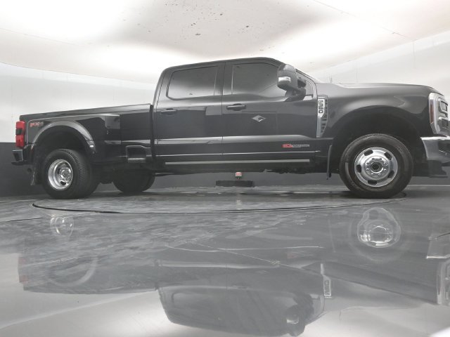 Used 2025 Ford F350 Lariat w/ Lariat Ultimate Package AWD/4WD image 53