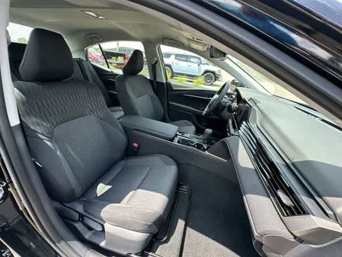 Used 2026 Toyota Camry LE w/ Convenience Package FWD image 19