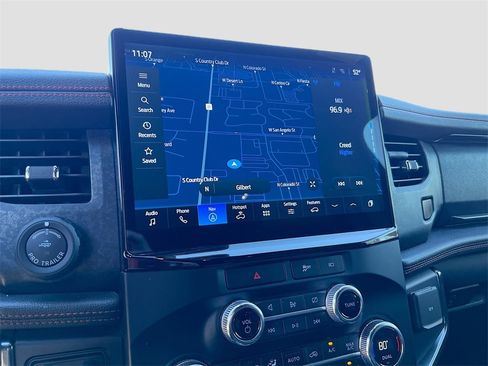 Used 2023 Ford Expedition Limited image 13