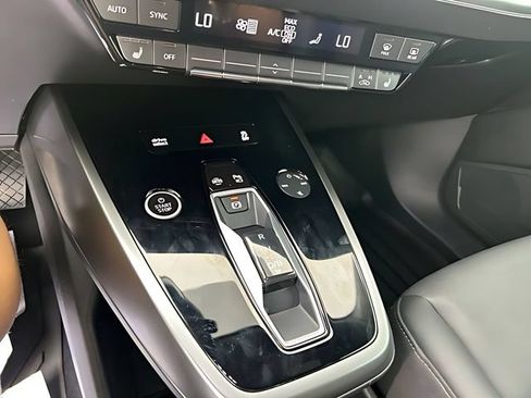 Used 2023 Audi Q4 e-tron Prestige w/ 20" Wheel Package AWD/4WD image 28