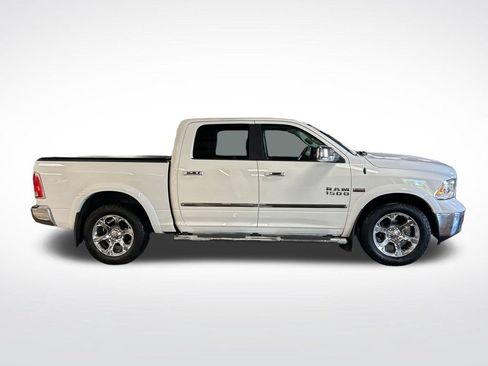 Used 2017 RAM 1500 Laramie w/ Convenience Group AWD/4WD image 7