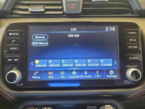 Used 2025 Nissan Versa SR w/ Trunk Package image 25