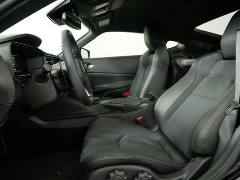 New 2024 Nissan Z Performance w/ Floor Mat Package image 14