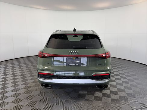 Used 2025 Audi Q5 Premium Plus w/ Premium Plus image 8