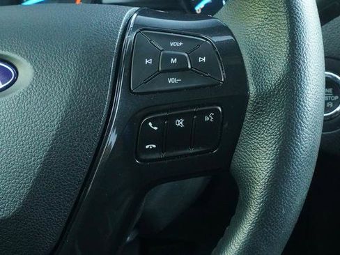 Used 2019 Ford Explorer XLT FWD image 14