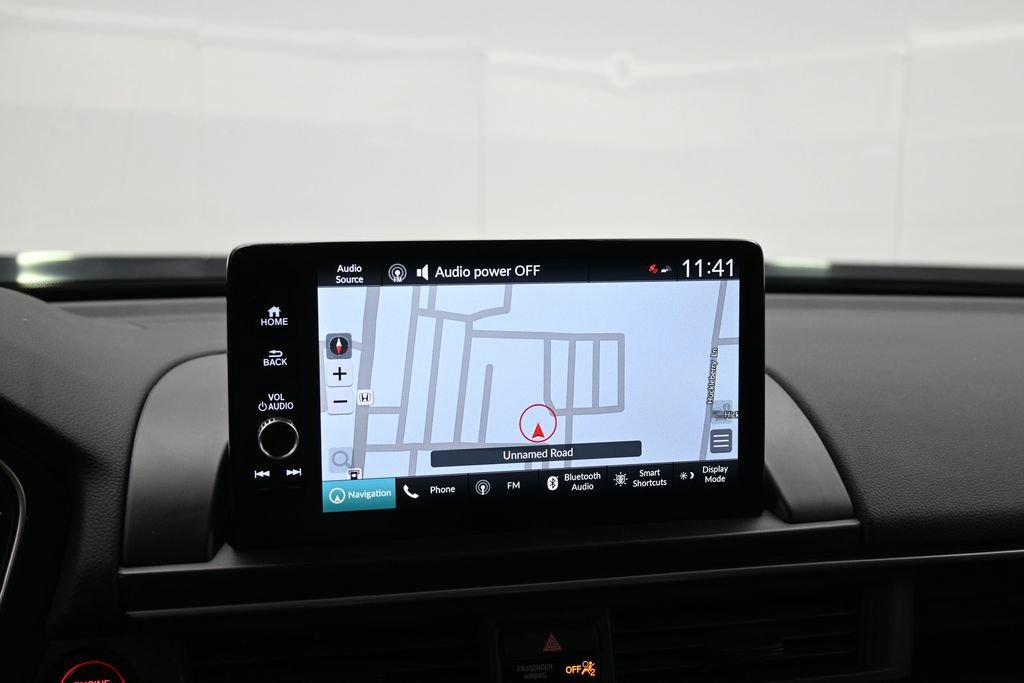 Used 2025 Honda Pilot Touring image 13