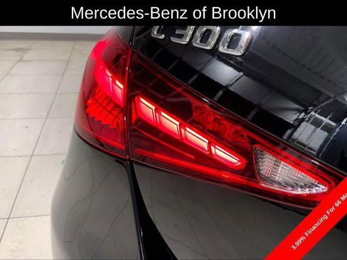 Certified 2025 Mercedes-Benz C 300 4MATIC Sedan image 30