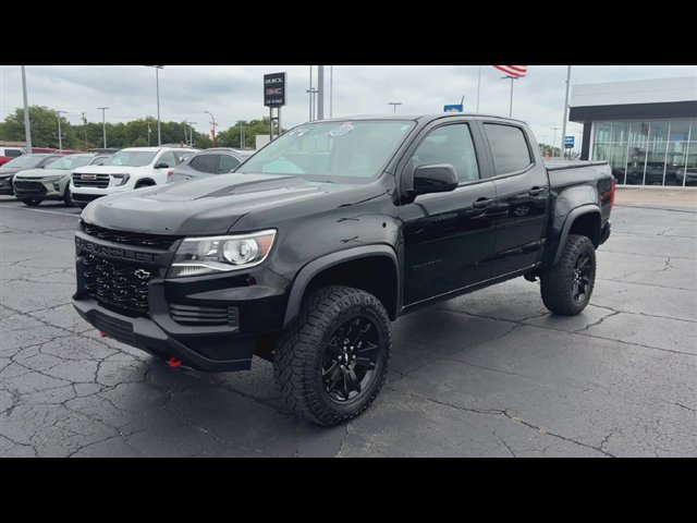Certified 2022 Chevrolet Colorado ZR2 w/ ZR2 Midnight Special Edition AWD/4WD image 4