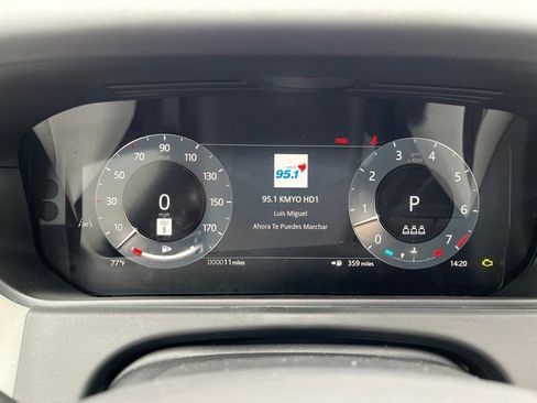 New 2026 Land Rover Range Rover Velar Dynamic SE AWD/4WD image 16