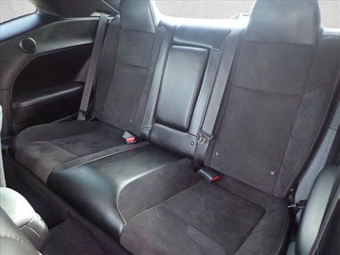 Used 2023 Dodge Challenger R/T w/ T/A Package image 7